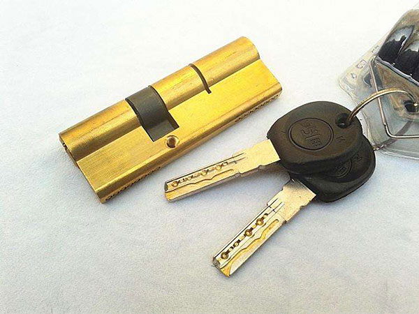 興化開鎖電話（汽車開鎖價格）